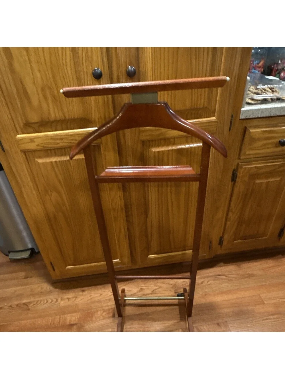 Vintage 1950s Fratelli Reguitti Italian wooden valet stand